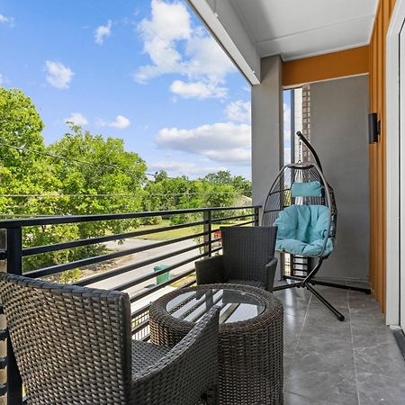 Villa De Briley Houston Exterior photo