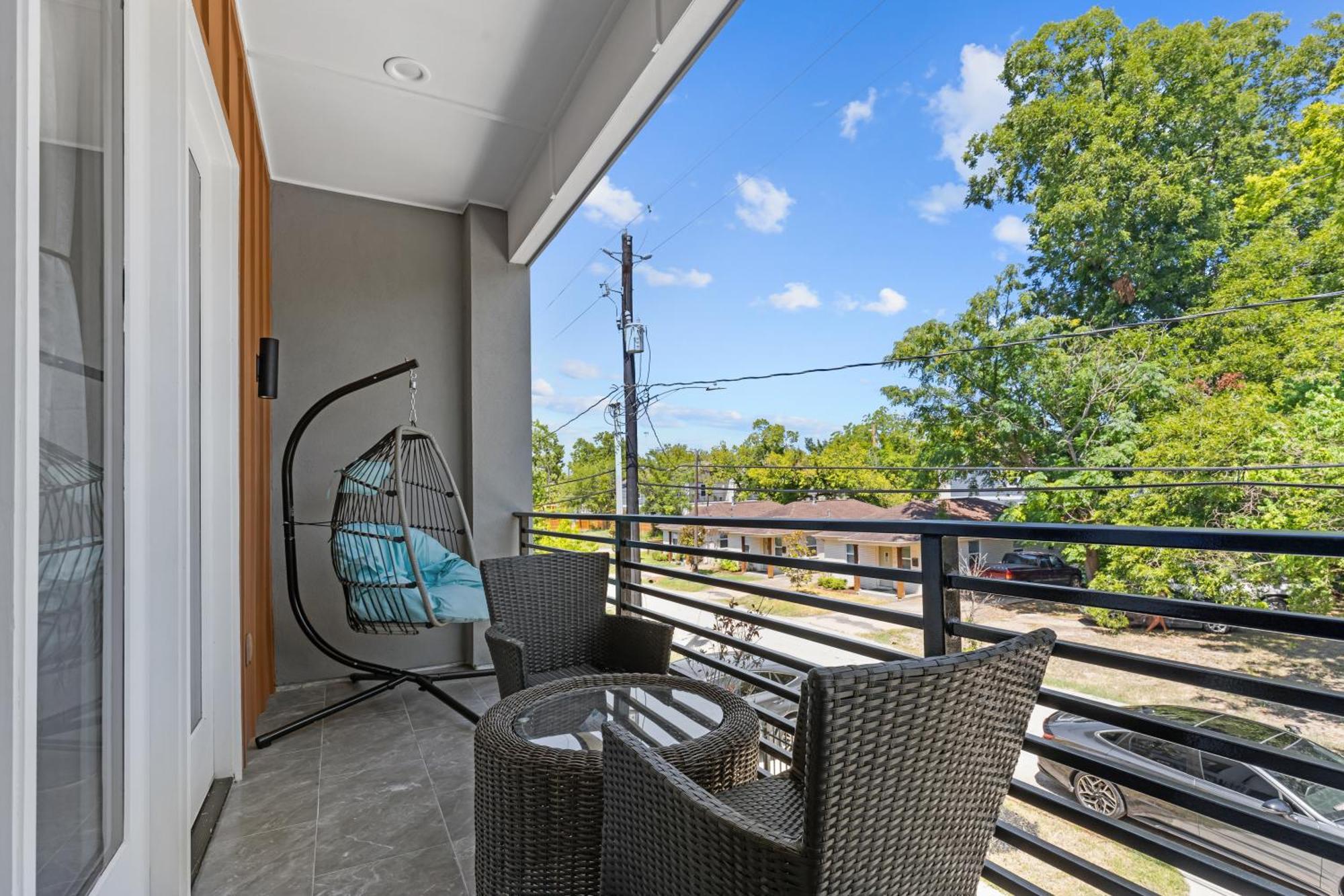 Villa De Briley Houston Exterior photo